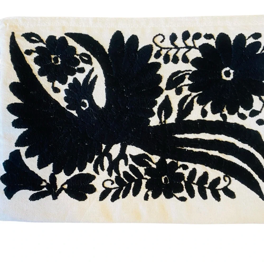 OTOMI Hand Embroidered Made In Mexico Clutch Bag Wristlet - Picture 2 of 8